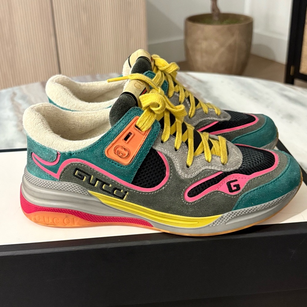 Gucci Sneakers with Box